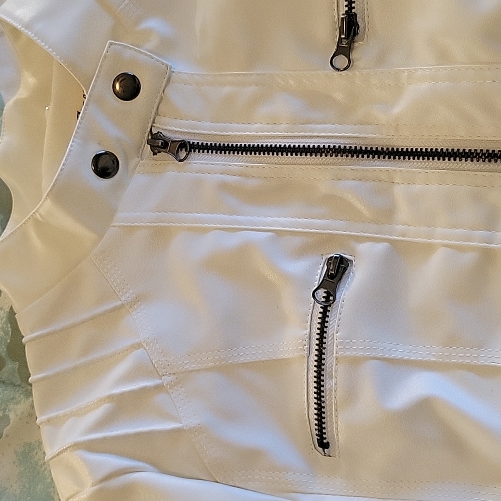 Jacket - Picture 3 of 7